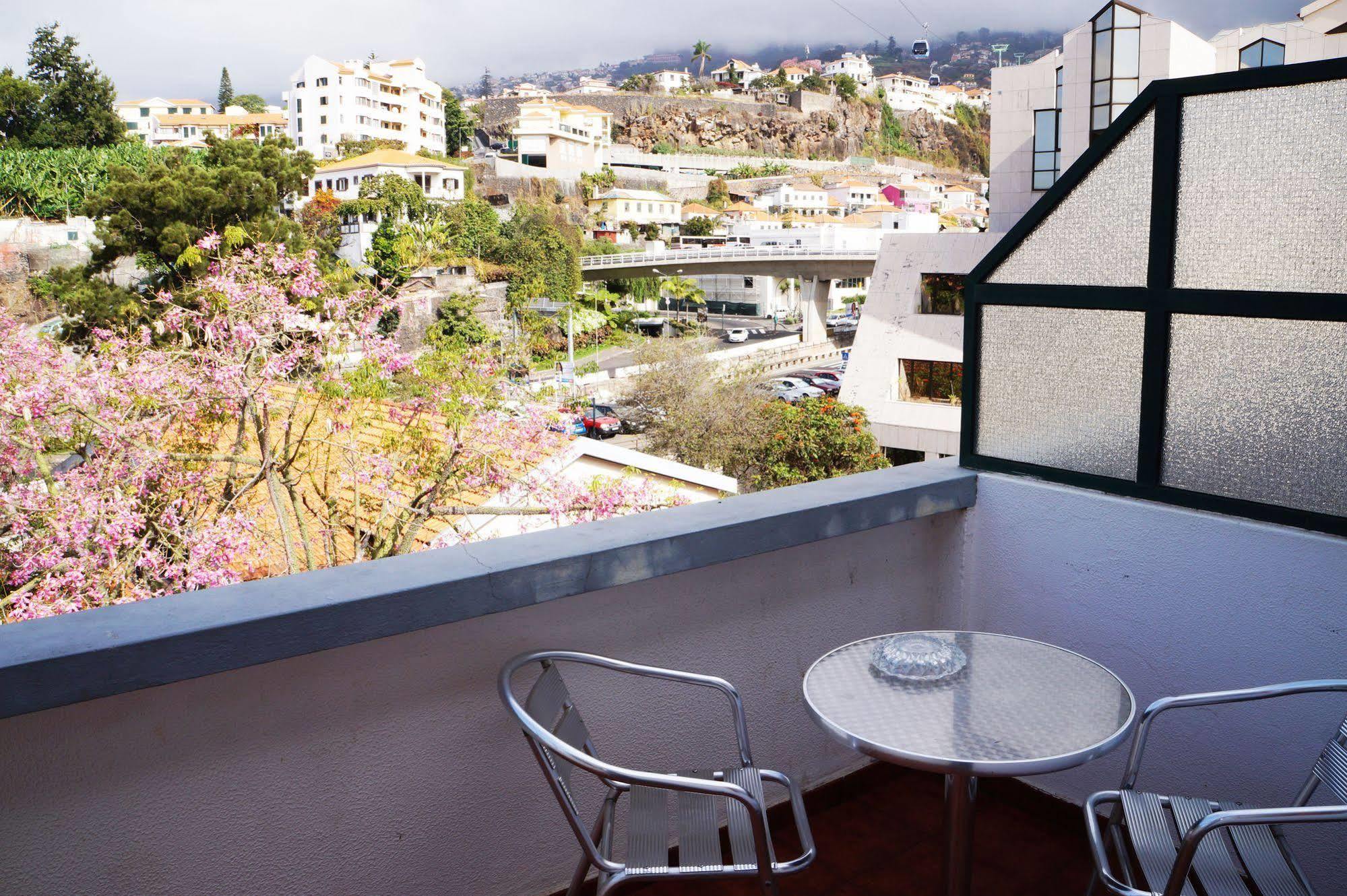 Residencial Parque Hostel Funchal  Exterior photo